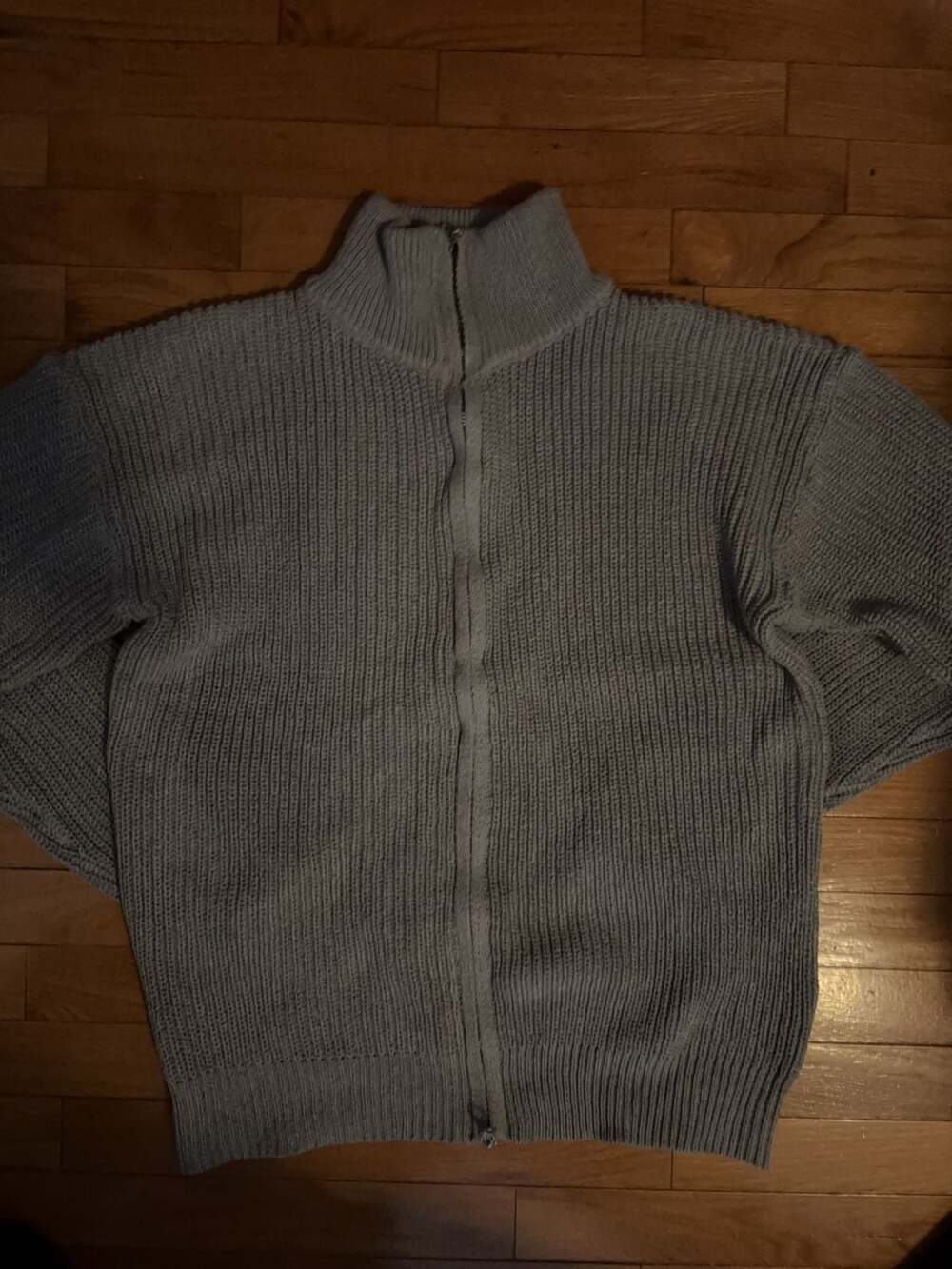 Ribbed Knit Full-Zip Mock Neck Cardigan Sweater in Grey